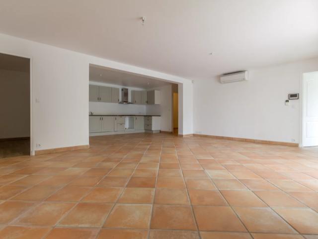 La Turbie Appartement quatres pièces avec jardin