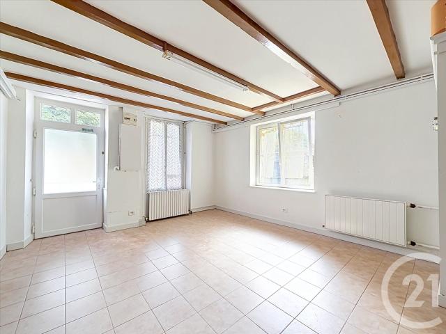 LA VARENNE OREE D'ANJOU Maison familiale de caractère 152 m². 152m² Orée d'Anjou