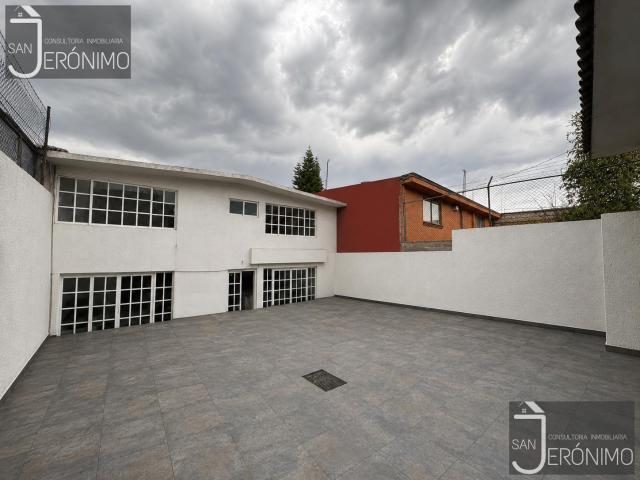 LA VENTA