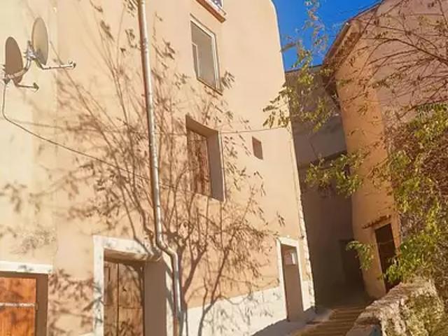 La Verdière 83560 Achat / Vente appartement 2 pièces t2 cave