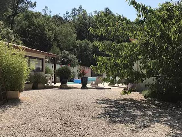 La Verdière 83560 Achat / Vente maison 10 pièces t10 piscine jardin