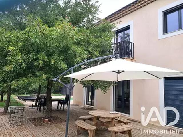 La Verdière 83560 Achat / Vente maison 6 pièces t6 piscine terrasse