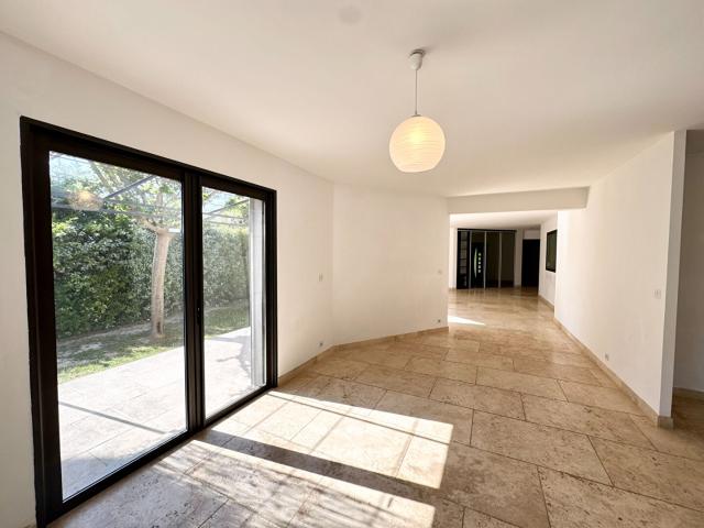 La Vergedal AIX EN PROVENCE 4 pièce s 180 m2