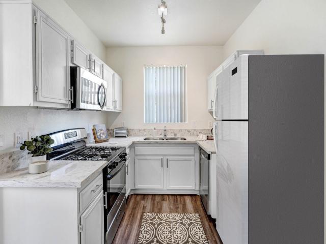 La Villa Apartments