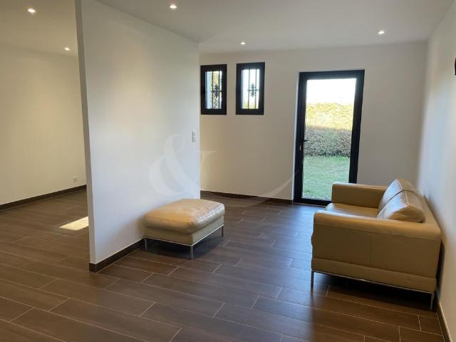 La Voie De Gex 6, 2 rooms furnished on the ground floor in Grand Saconnex