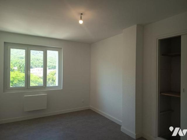 LA VOULTE SUR RHONE Appartement de type III