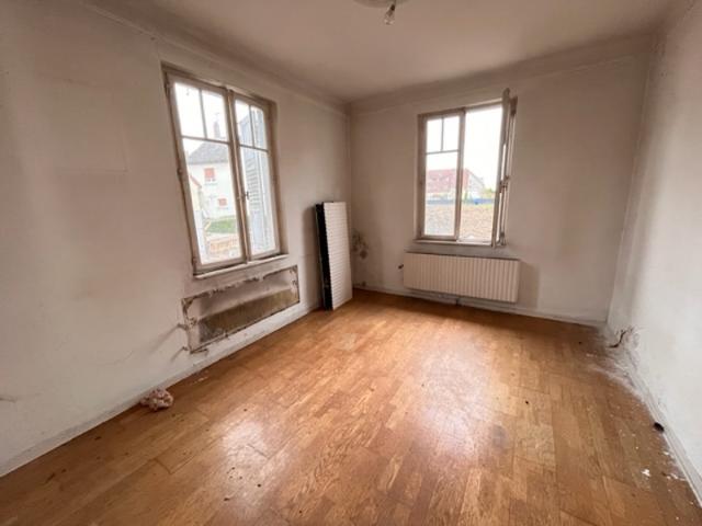 LA WANTZENAU MAISON 130 m2 / 3.70 ares ou 7.70 ares 299