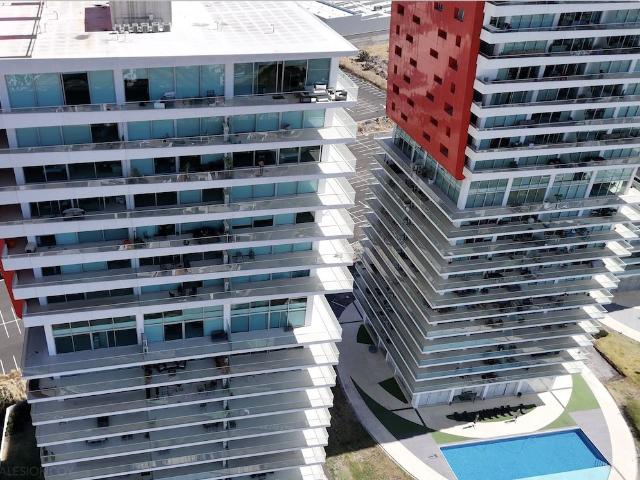 LA AMPLITUD DE UNA CASA CON LAS VENTAJAS DE UN DEPARTAMENTO