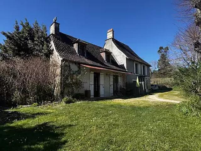 La Bachellerie 24210 Achat / Vente maison 8 pièces t8 parking