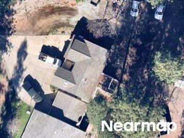 La Barr Pines Dr