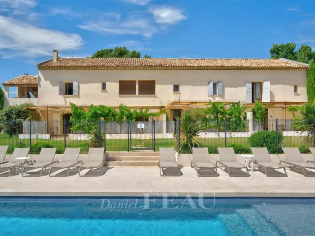 La Bastide des Jourdans Mas provençal 480m² La Bastide des Jourdans