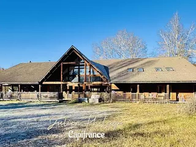 La Bâtie Montsaléon 05700 Achat / Vente maison 12 pièces t12 jardin terrasse