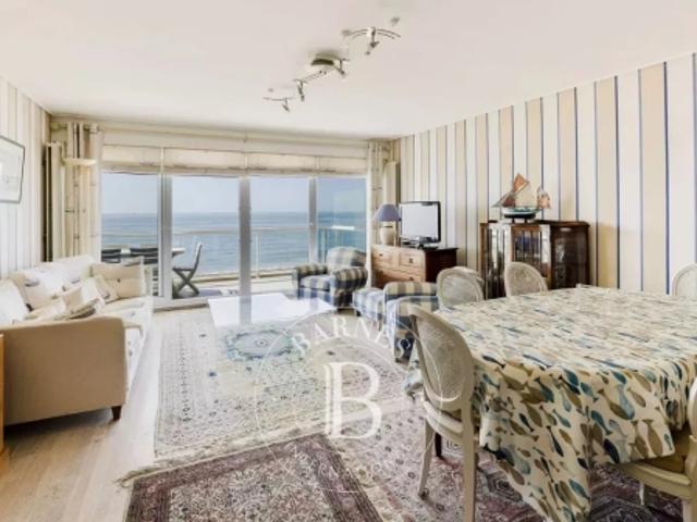 LA BAULE FACE À LA MER 5ème ÉTAGE Appartement de 85 m² avec terrasse
