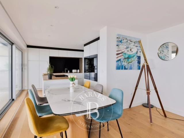LA BAULE PROCHE CENTRE Appartement rénové au dernier étage