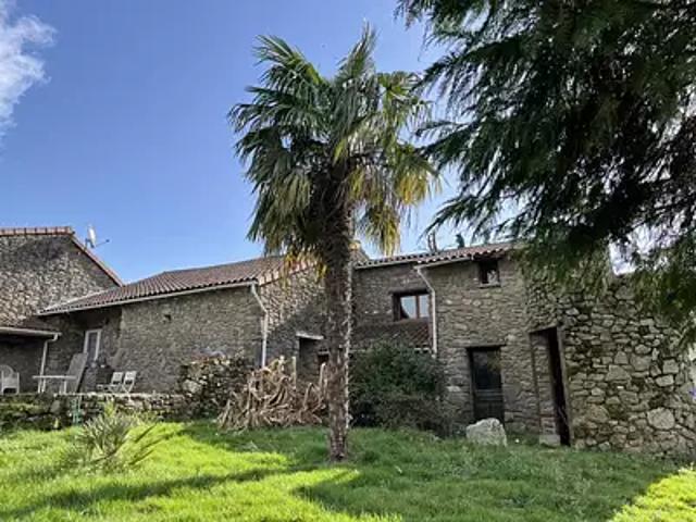 La Bazeuge 87210 Achat / Vente maison 9 pièces t9 parking
