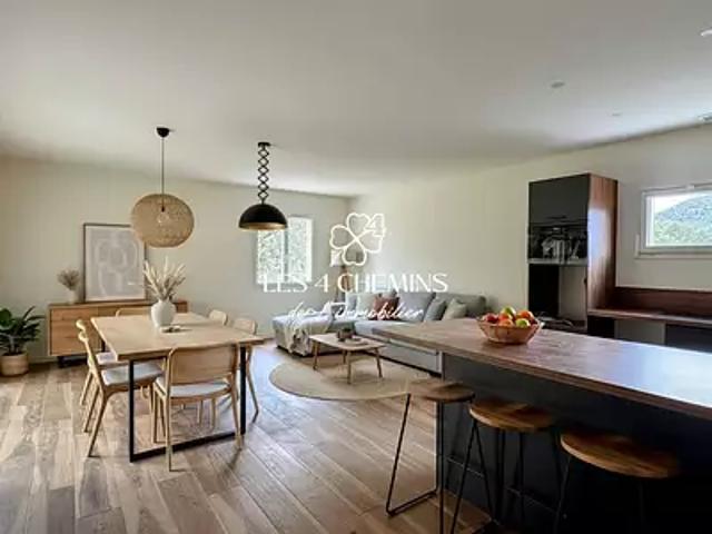 La Bouilladisse 13720 Achat / Vente maison 4 pièces t4 au dernier étage terrasse
