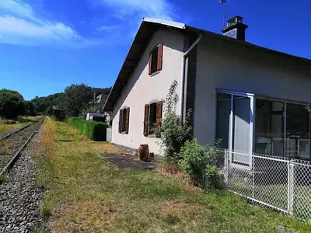 La Bourboule 63150 Achat / Vente maison 5 pièces t5 parking