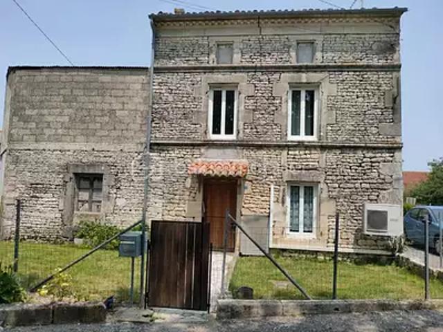 La Brousse 17160 Achat / Vente maison 4 pièces t4