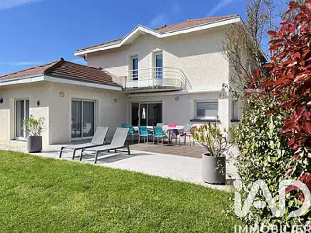 La Buisse 38500 Achat / Vente maison 7 pièces t7 parking