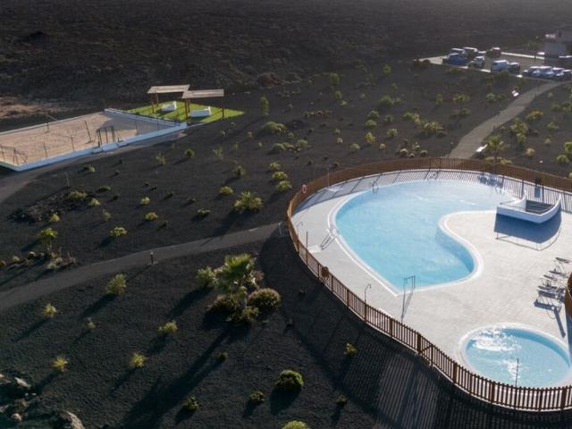 La Caleta Home: Piscina, Doble Jardin, WIFI