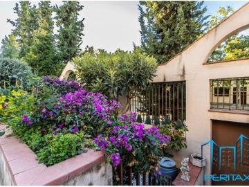 ? La casa ideal para tu familia en La Creu Alta, Sabadell, con 5 habitaciones, terraza y garaje