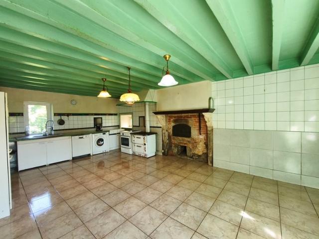 La Celle Dunoise 23 à vendre maison de 4 chambres 220 m². 224m² Chéniers