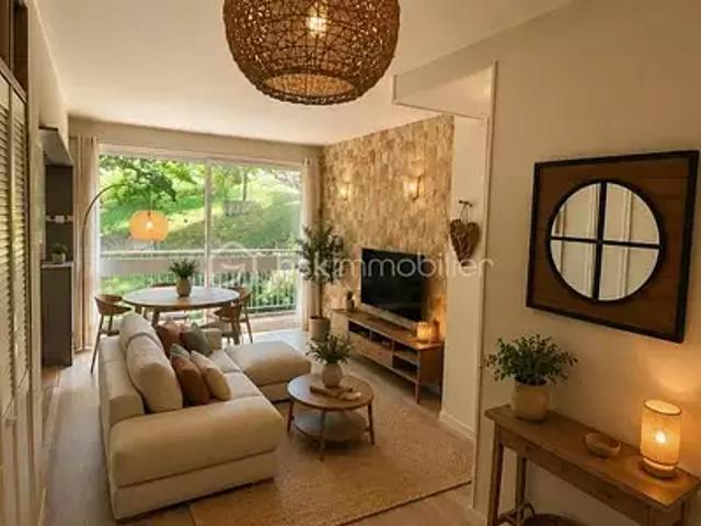 La Celle Saint Cloud 78170 Achat / Vente appartement 3 pièces t3 piscine cave