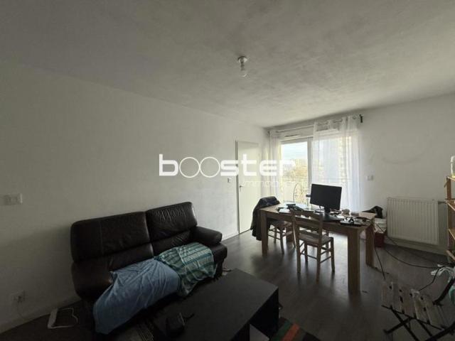 La Cépière Appartement 3 Pièces en dernier étage avec Terrasse et Parking