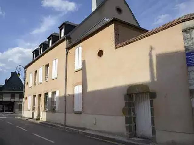 La Chapelle d'Angillon 18380 Location appartement 3 pièces t3