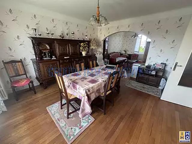 La Chapelle Saint Ursin 18570 Achat / Vente maison 6 pièces t6 parking