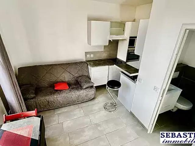 La Chapelle Saint Luc 10600 Location appartement 1 pièce t1 parking
