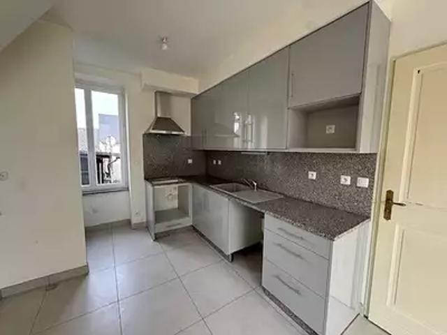 La Chapelle Saint Mesmin 45380 Location appartement 3 pièces t3