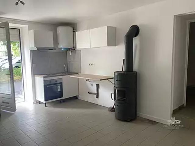 La Chapelle sur Erdre 44240 Location maison 3 pièces t3 au dernier étage