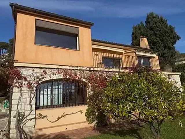 La Colle sur Loup 06480 Achat / Vente maison 5 pièces t5 piscine