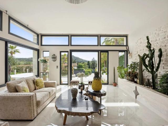 La Colle sur Loup Villa contemporaine au calme 8 couchages