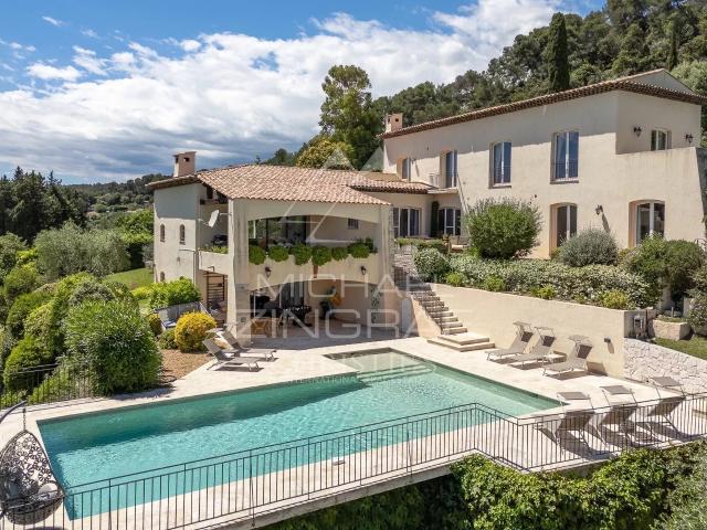 La Colle sur Loup: Villa provençale avec vue mer 400m² La Colle sur Loup