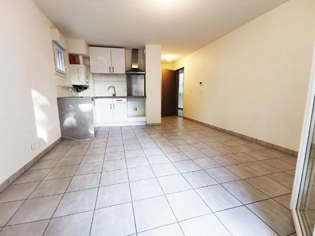LA COLLE SUR LOUP Studio de 26 m² avec 5.20 m² de terrasse