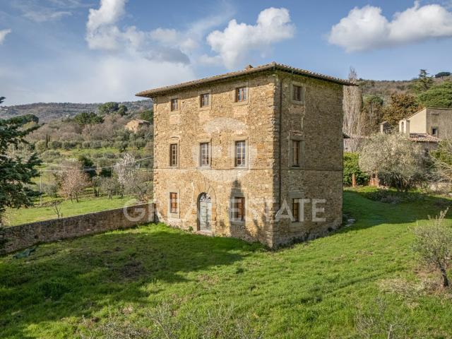 La Colonica D'oro 483m² Cortona