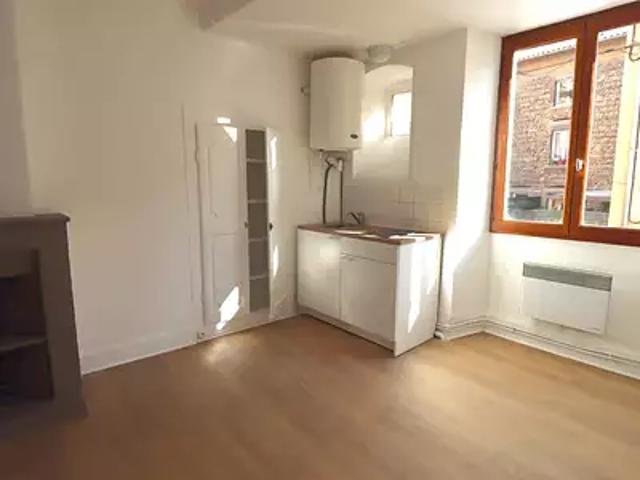 La Côte Saint André 38260 Achat / Vente appartement 1 pièce t1