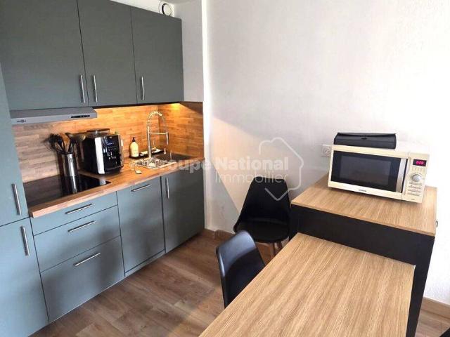LA COURONNE! Entre le village et la plage, joli appartement ent