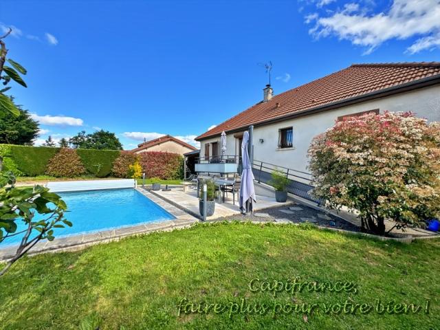 LA CLAYETTE 71 Maison à vendre,150 m², 8 pièces, 5 chambres, piscine sur terrain de 771 m²