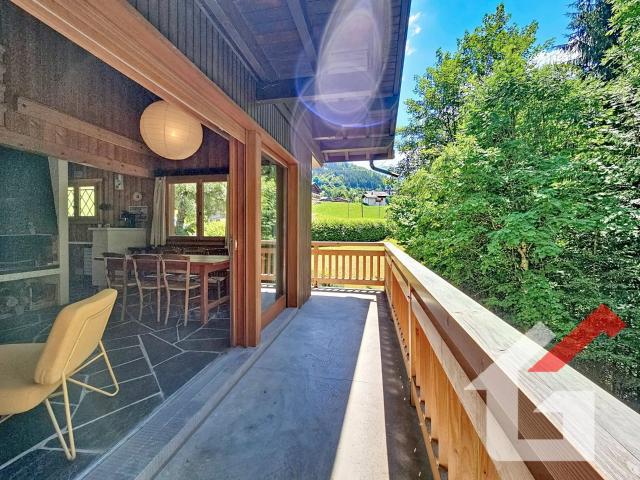 La Clusaz Vallée des Aravis Chalet individuel 5 pièces +. 116m² La Clusaz