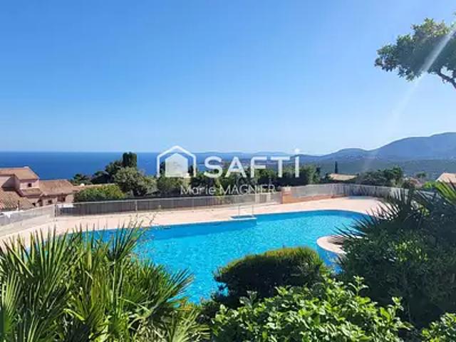 La Croix Valmer 83420 Achat / Vente appartement 3 pièces t3 piscine terrasse