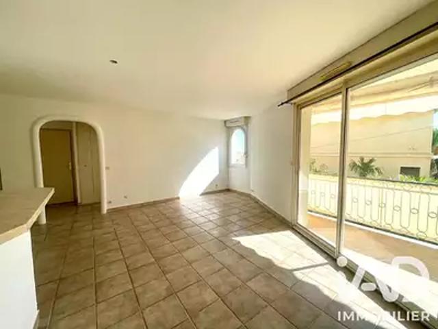 La Croix Valmer 83420 Achat / Vente appartement 2 pièces t2 cave parking