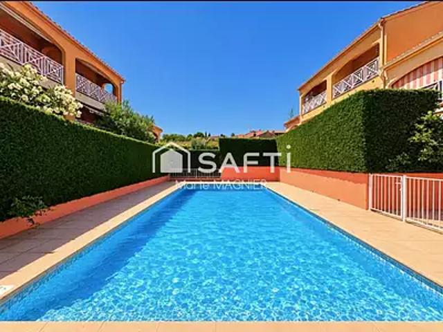 La Croix Valmer 83420 Achat / Vente appartement 2 pièces t2 piscine terrasse