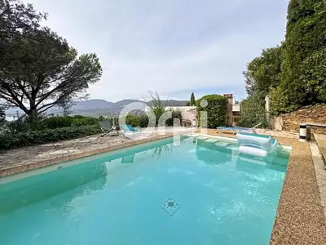 La Croix Valmer 83420 Achat / Vente appartement 5 pièces t5 piscine terrasse