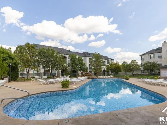 La Crosse Apartments