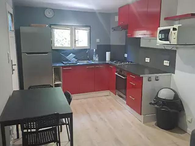 La Destrousse 13112 Location appartement 2 pièces t2 au dernier étage