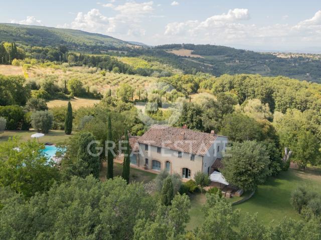 La Dimora di Ulisse 487m² Cetona