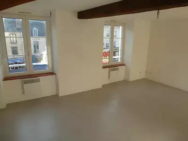 La Ferté Bernard 72400 Achat / Vente appartement 2 pièces t2 au dernier étage